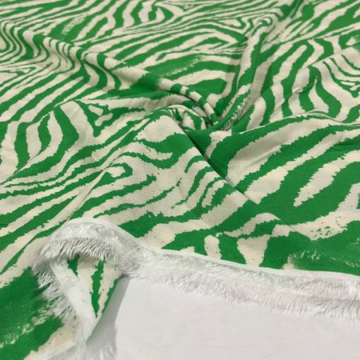 Yeşil Zebra Desenli Viskon Kumaş S1