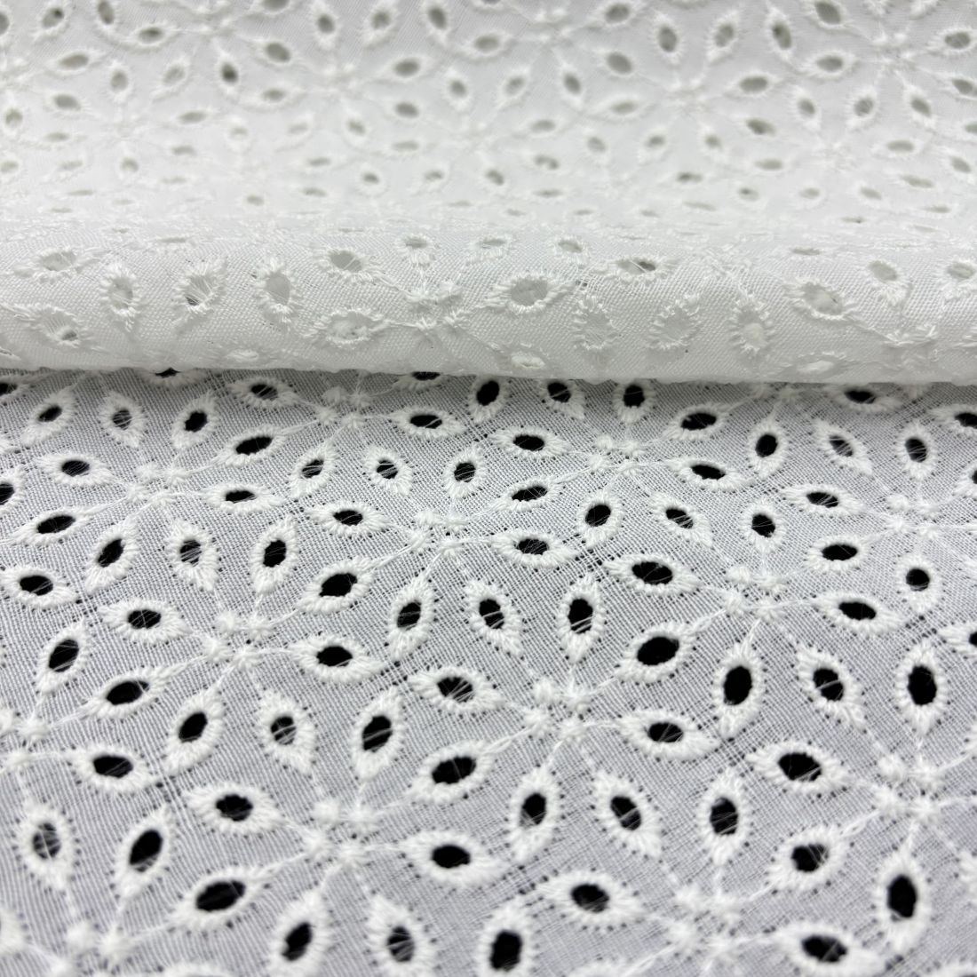 100% Pamuk Fisto Kumaş Beyaz