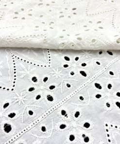 Beyaz İşlemeli Saf Pamuklu Fisto Kumaş