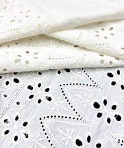 Beyaz İşlemeli Saf Pamuklu Fisto Kumaş