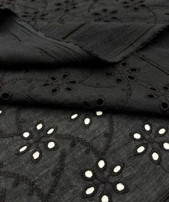 Siyah Çiçekli Saf Pamuklu Fisto Kumaş