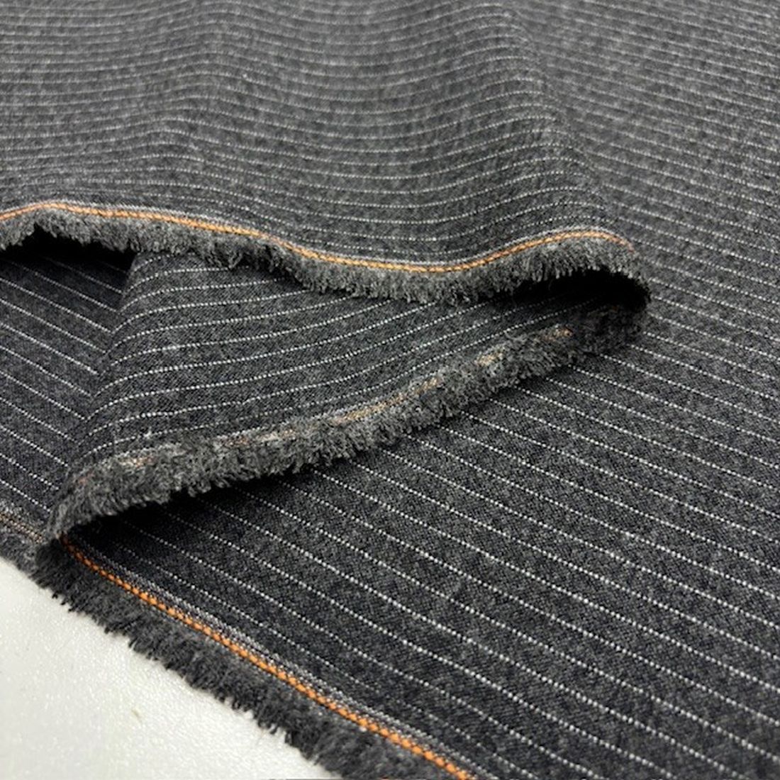 Gri Çizgili Gabardin Flanel Kumaş YVZ