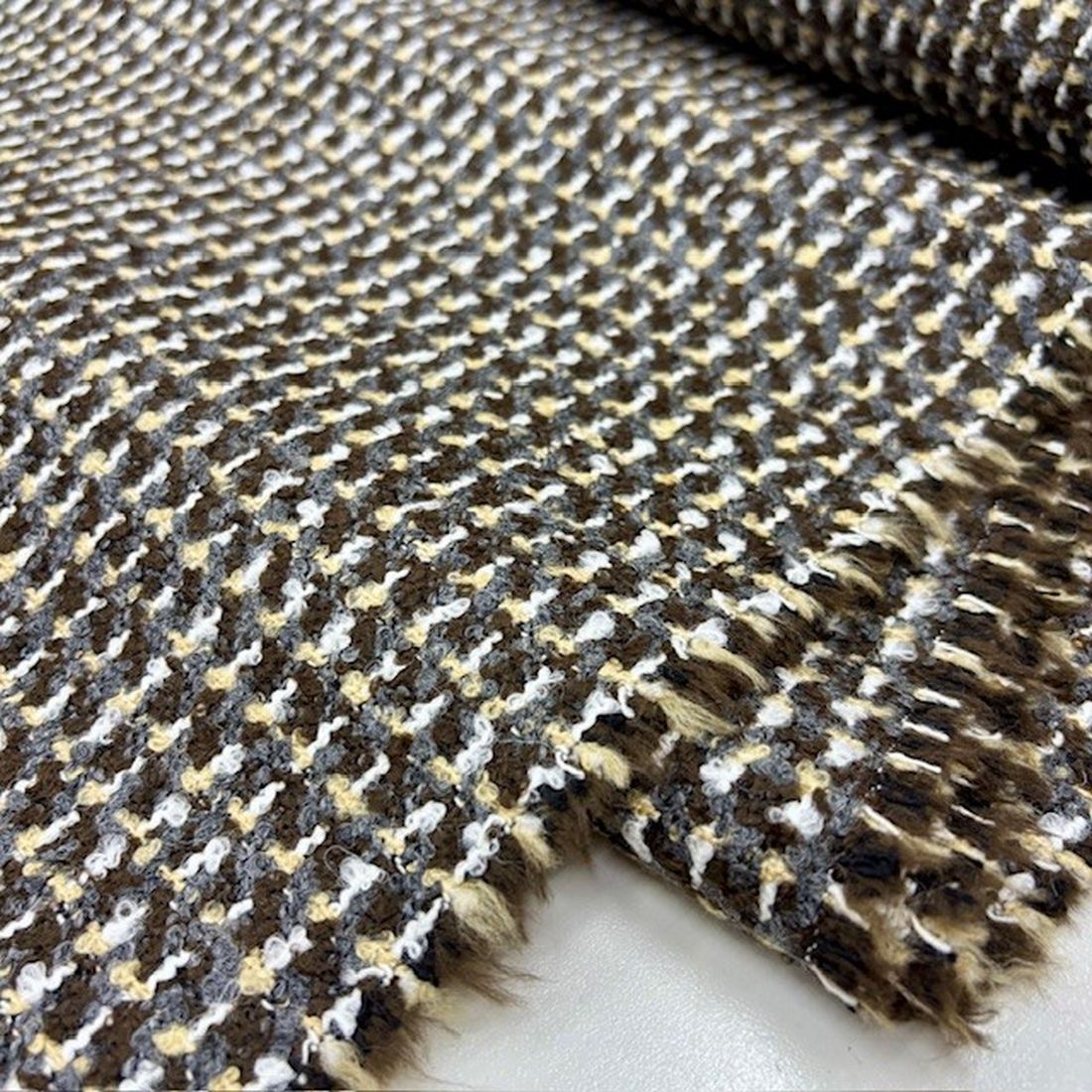 Gri Kahve Parıltılı Tweed Kumaş SRVT