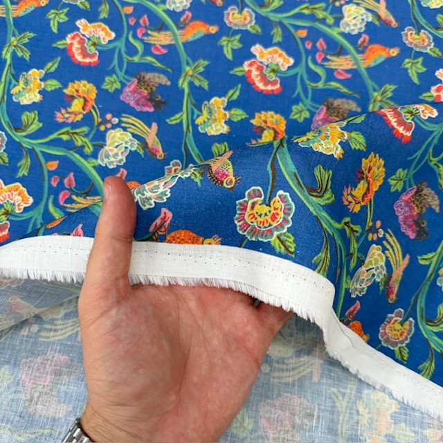 Kadife Çiçek Desenli %100 Keten Kumaş BYR