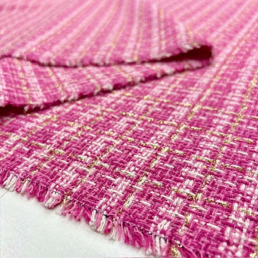 Altın İplikli Koton Şanel Kumaş Pembe ALK