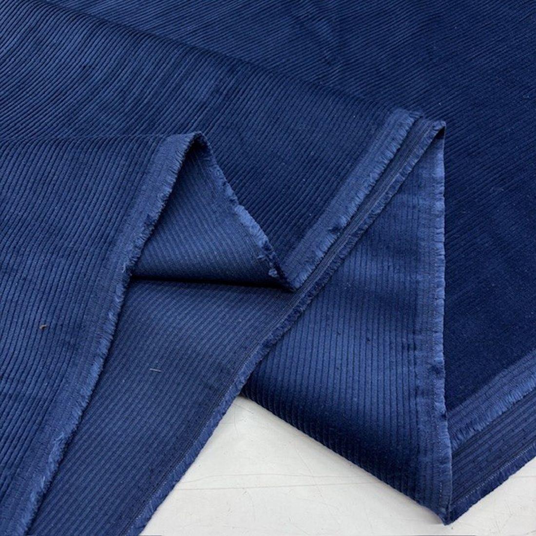 Fransız Cosserat Kadife Açık Lacivert