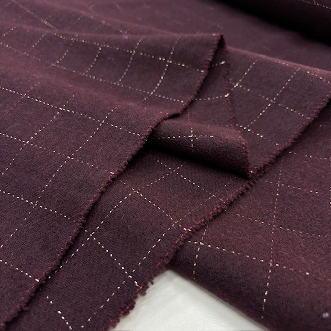 Vişne Çürüğü Ekoseli Yumuşak Flanel Kumaş SRVT