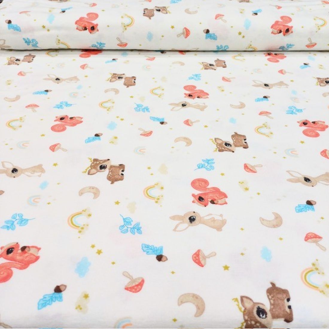 Çiften Minik Geyik Desenli Pazen Kumaş