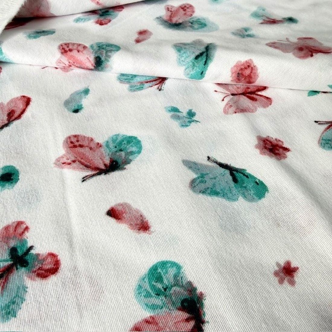 Çiften Pastel Kelebek Desenli Pazen Kumaş Arv