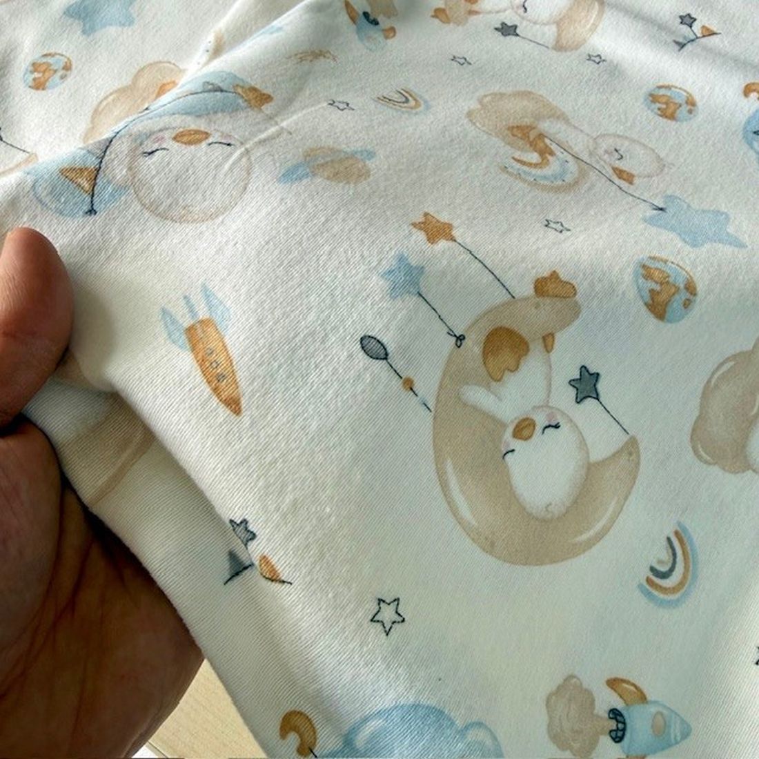 Çiften Yavru Civciv Desenli Pazen Kumaş Arv