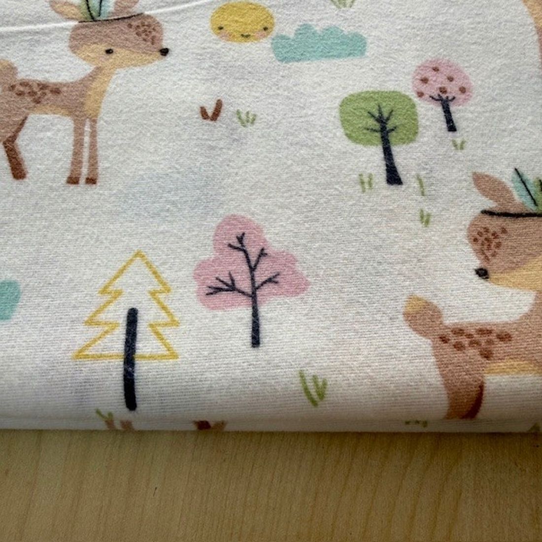 Çiften Yavru Geyik Desenli Pazen Kumaş Arv