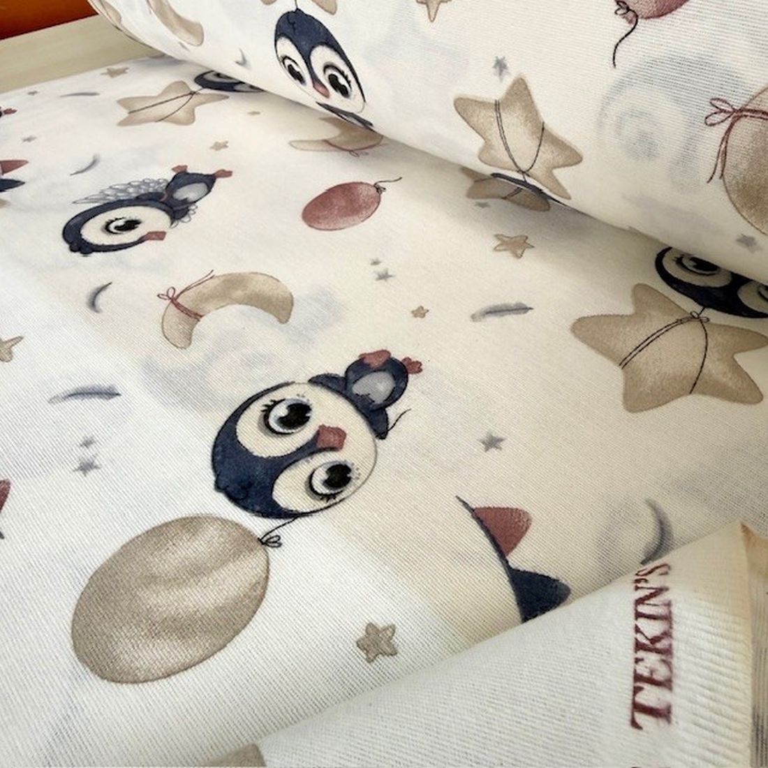 Çiften Yavru Penguen Pazen Kumaş Arv