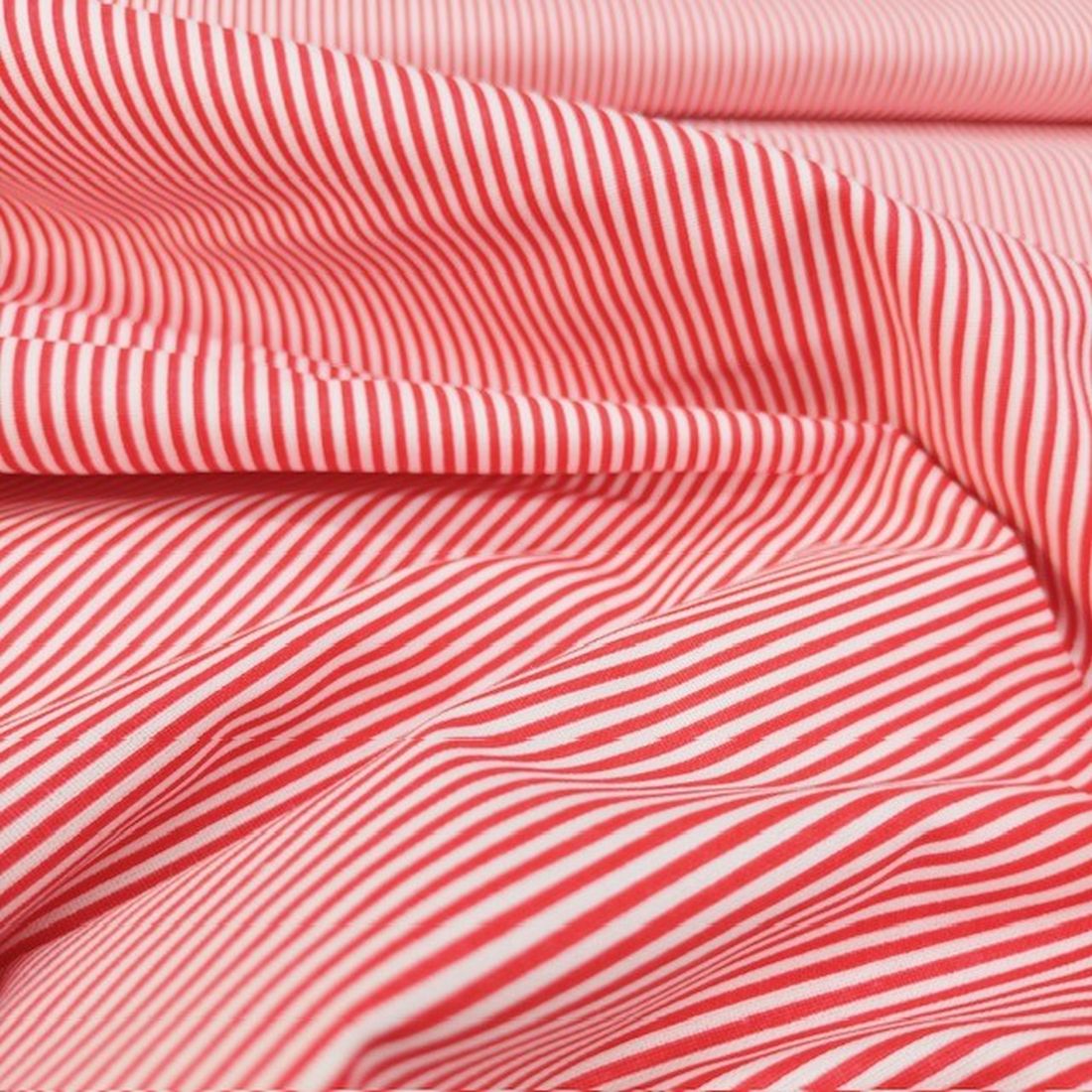 Kırmızı Beyaz Çizgili Poplin Kumaş AYT