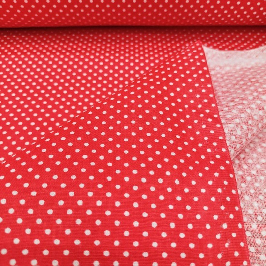 Kırmızı Beyaz Puantiyeli Poplin Kumaş AYT