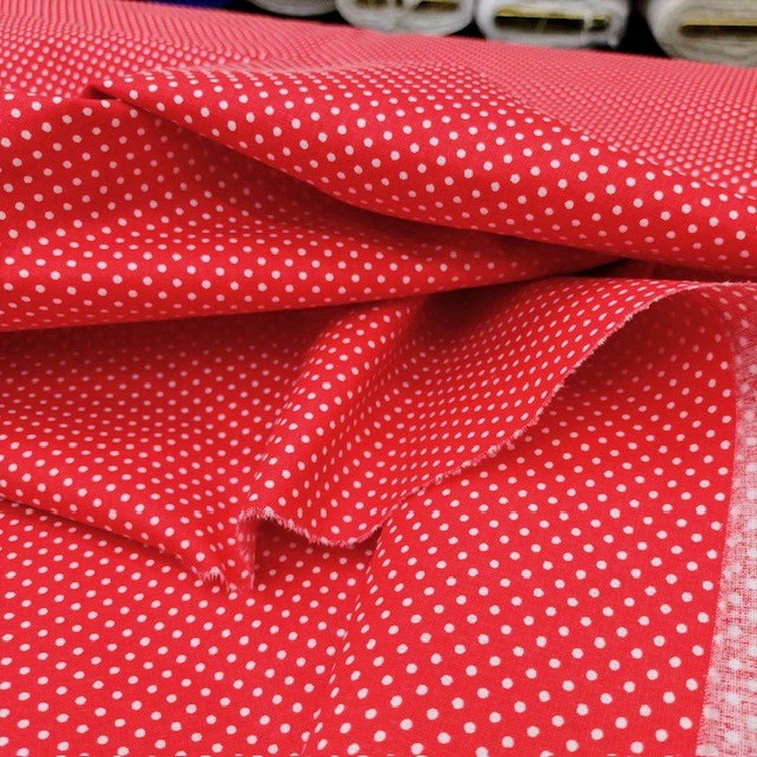 Kırmızı Beyaz Puantiyeli Poplin Kumaş AYT