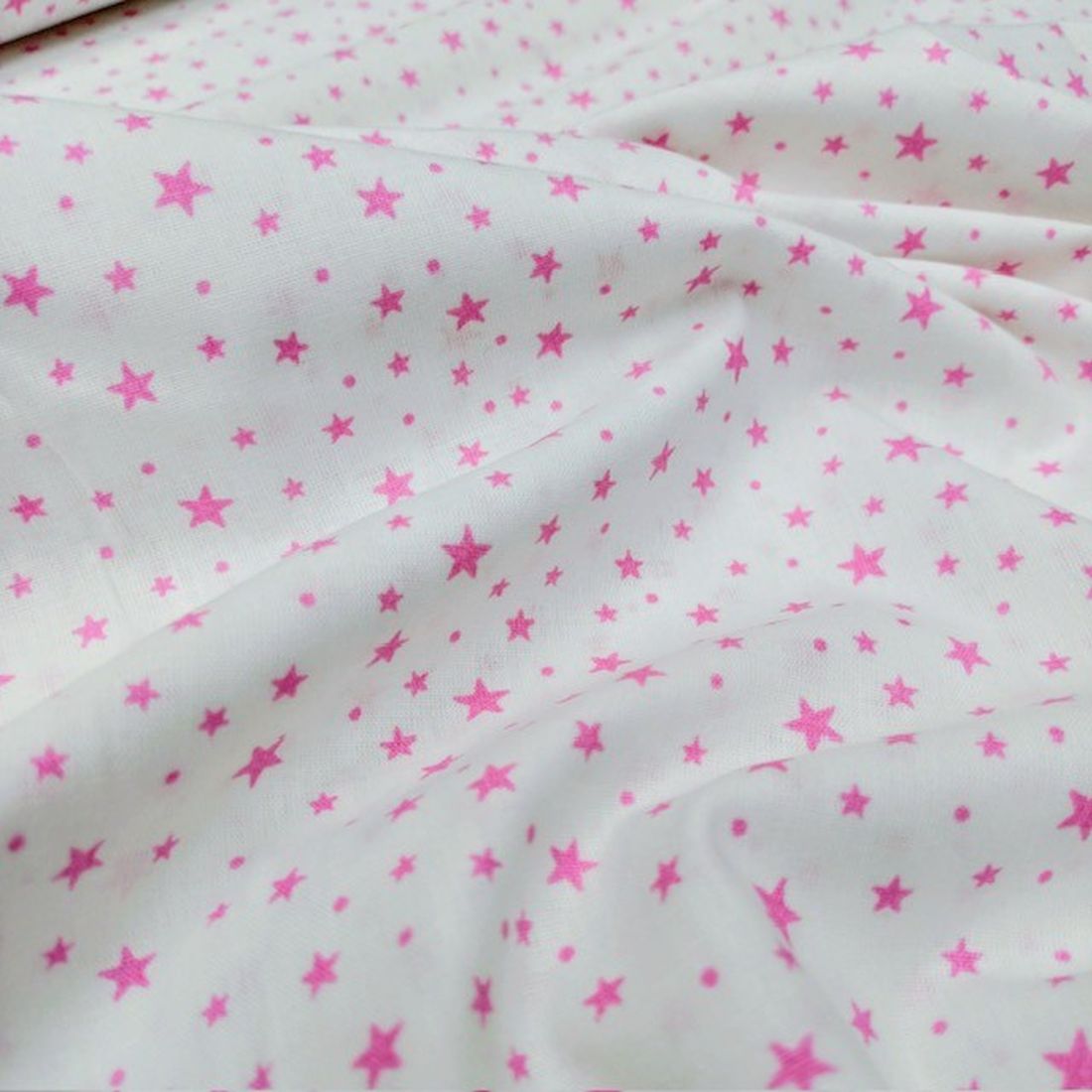 Minik Pembe Yıldızlı Poplin Kumaş AYT