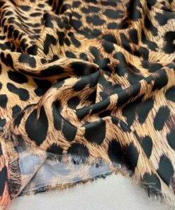 Versace Leopar Desenli İpeksi Saten Kumaş