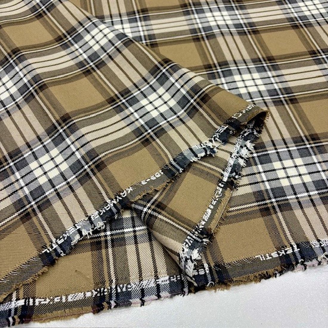 Burberry Scotch Ekose Gabardin Kumaş
